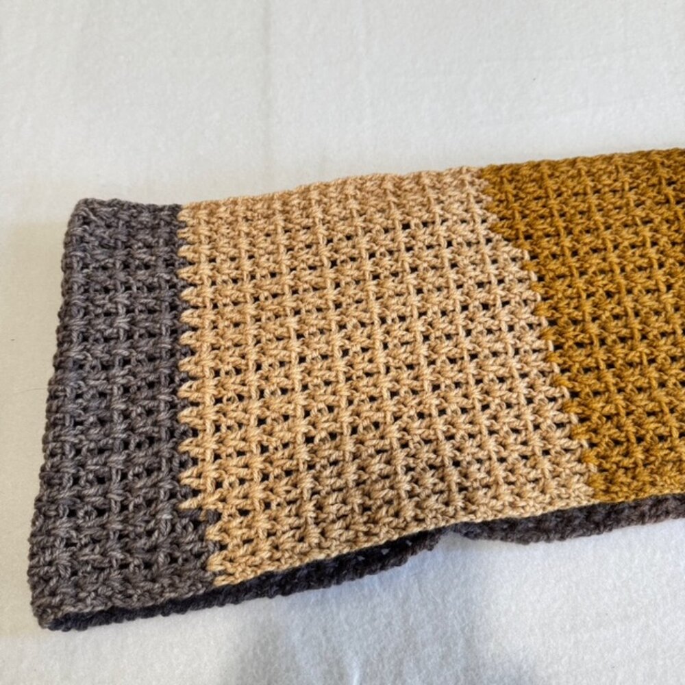 HANDMADE Crochet V-Stitch Infinity Scarf NWT One of a Kind - Picture 8 of 14